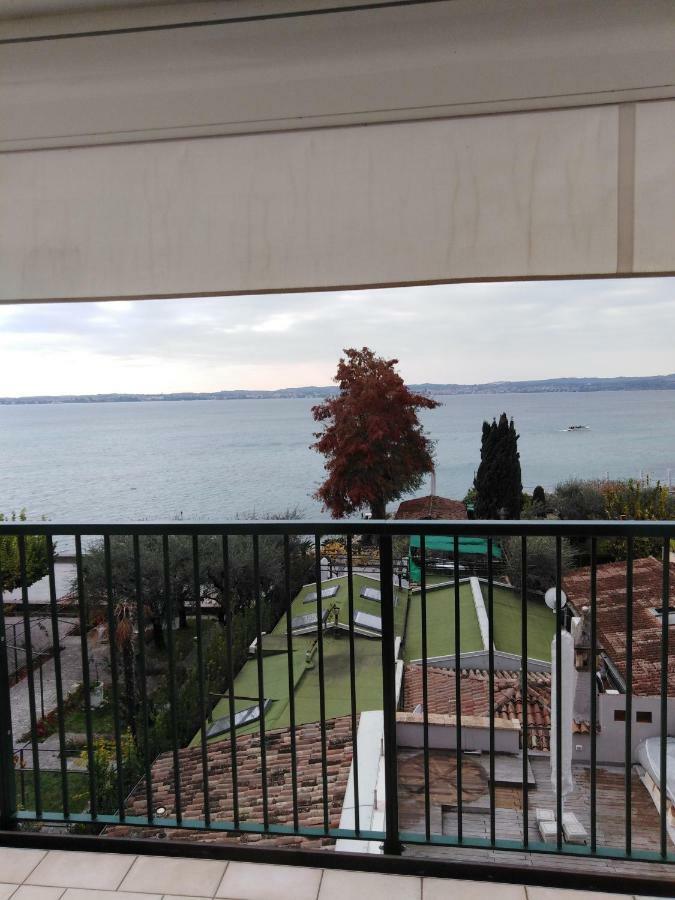 Апартаменты 71 Via Vittorio Emanuele, Vista Lago E Terme Сирмионе Экстерьер фото